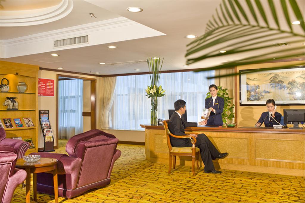 Gladden Hotel Dongguan  Exterior foto